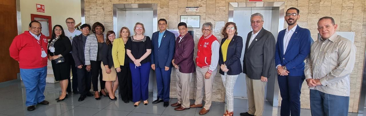 La UNPHU participa en reunión ordinaria de la ADOFEM