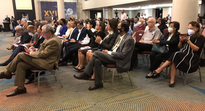 La UNPHU participa en el XVII Congreso Internacional de Investigación Científica.