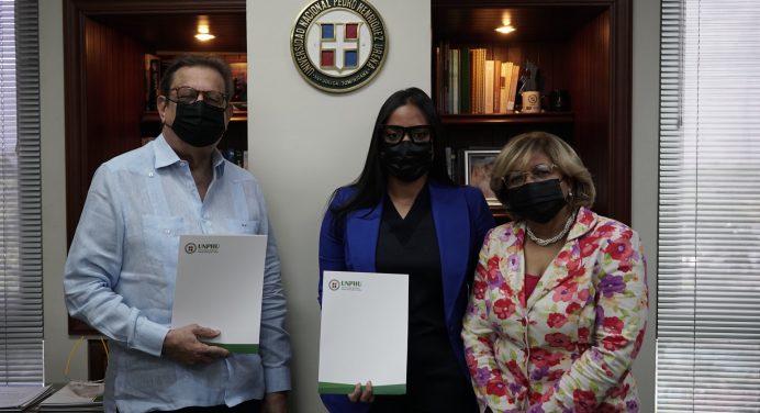 La UNPHU y la Pedro Martínez Foundation firman convenio marco de colaboración