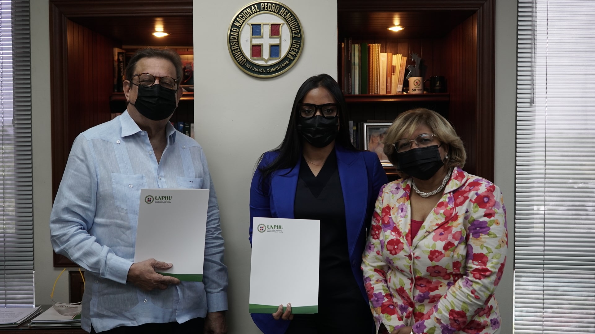 La UNPHU y la Pedro Martínez Foundation firman convenio marco de colaboración