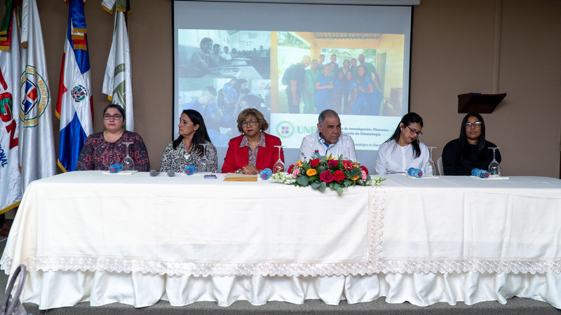 UNPHU holds Master Conference: Fluoride Problems from the Geoscience Area