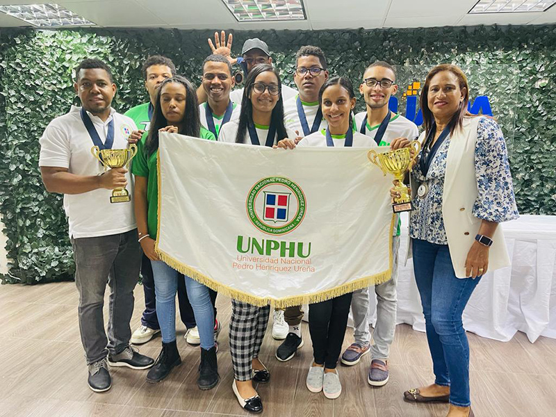 Estudiantes de la UNPHU obtienen primer lugar en el Torneo Nacional de Ajedrez Interuniversitario 2023