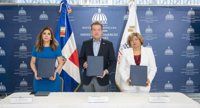 MICM, Barrick Pueblo Viejo y la UNPHU cierran proyecto de desarrollo de proveedores