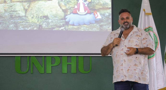 La UNPHU realiza charla “Peinarse todos los días con la creatividad”
