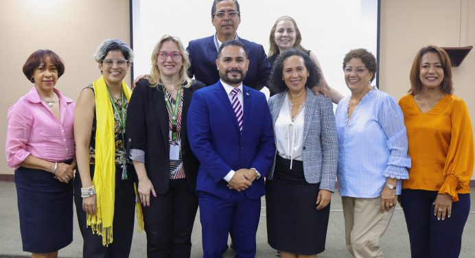 La UNPHU recibe en sus instalaciones a representantes de la Pontificia Universidad Católica de Puerto Rico