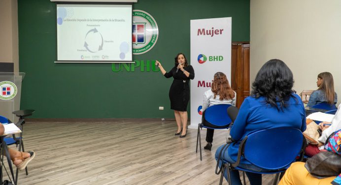 UNPHU y Banco BHD lanzan programa de capacitación para mujeres
