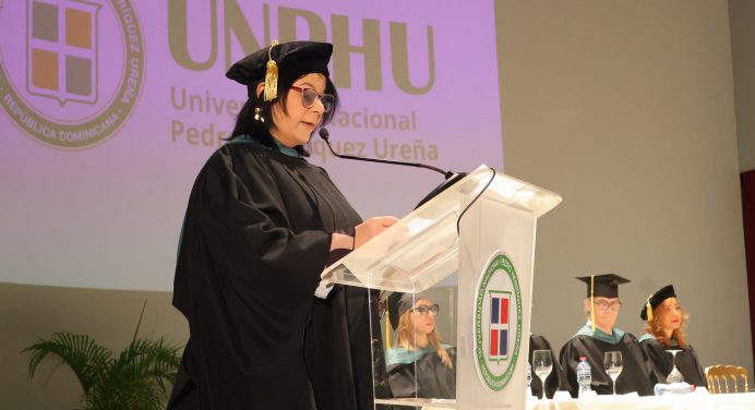 UNPHU celebrates special graduation with 75 new professionals