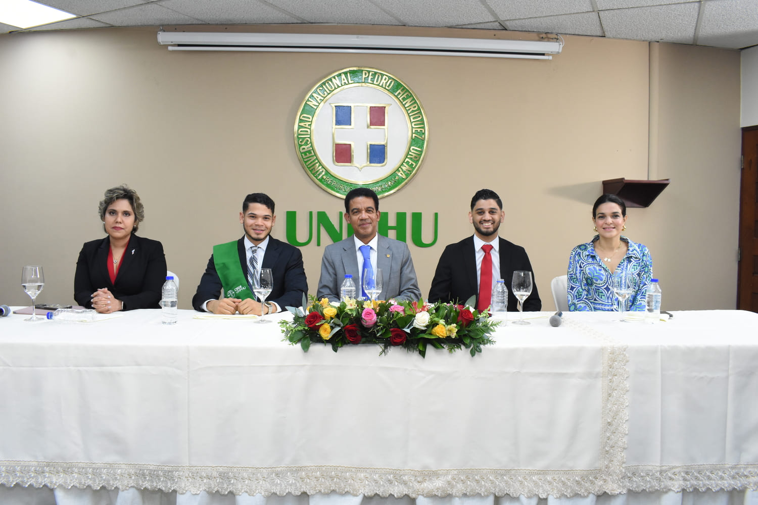 Facultad de Ciencias Jurídicas y Políticas de la UNPHU, juramenta nuevo comité estudiantil CEDE- UNPHU 2024-2025