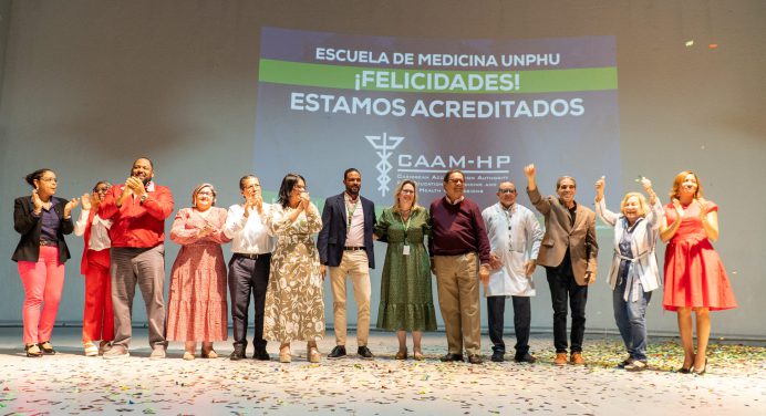 Escuela de Medicina de la UNPHU es acreditada por la agencia internacional CAAM-HP