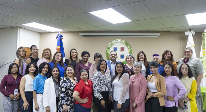 UNPHU Conducts Panel «Connecting Experiences: Female Leadership in Perspective» 