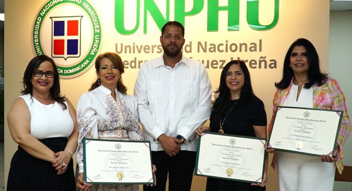 UNPHU reconoce a tres egresadas distinguidas de la Escuela de Ingeniería Civil