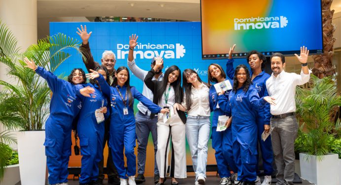 La UNPHU participa en Feria Universitaria Dominicana Innova 2024