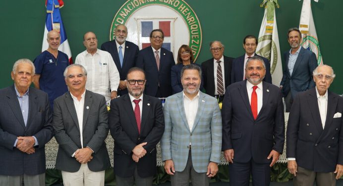 La Fundación UNPHU renueva su Junta de Administración, liderada por la empresaria Milagros Abreu Debord