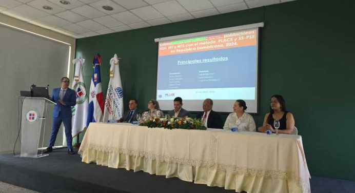 Presentan en la UNPHU Informe final de la investigación PLACE 2024 sobre VIH en poblaciones clave